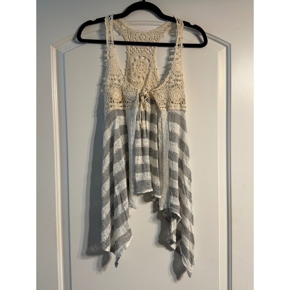 Ginger G. Crochet Striped Boho Vest Womens Small Gray Cream Festival Sharkbite